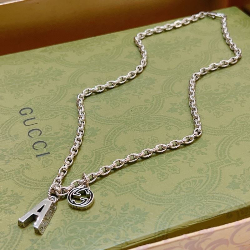 G*u*i necklaces